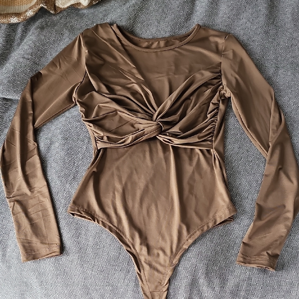 Elegant Brown Ruched Long Sleeve Bodysuit
